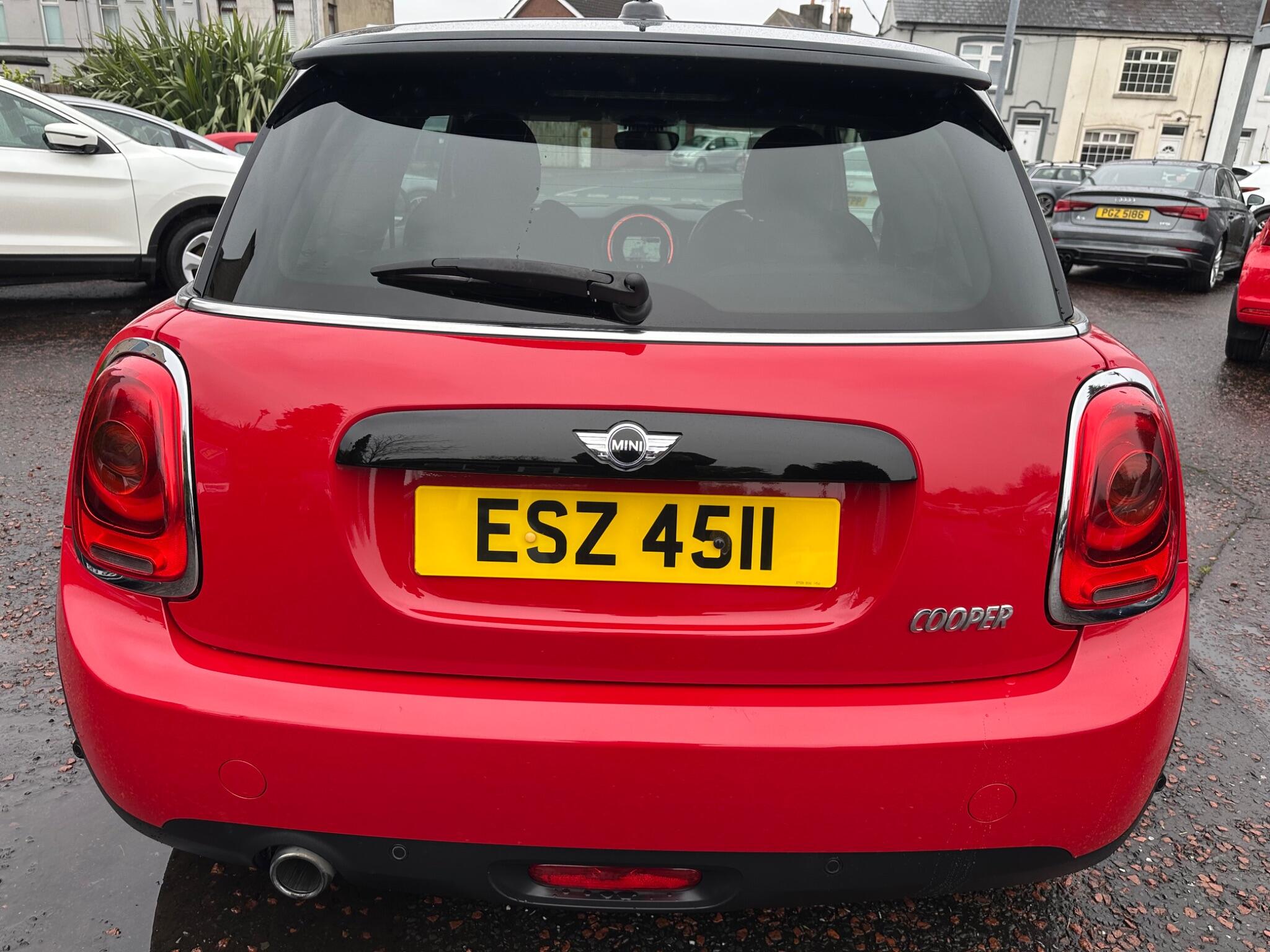 Mini Cooper view 5