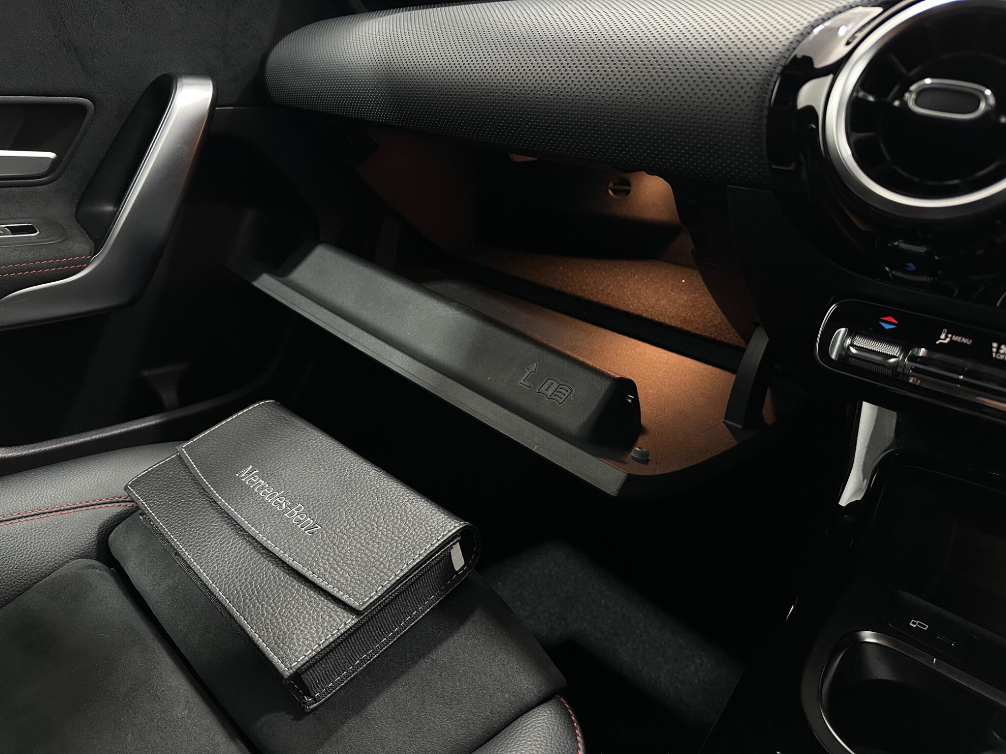 Mercedes-Benz A-Class view 27