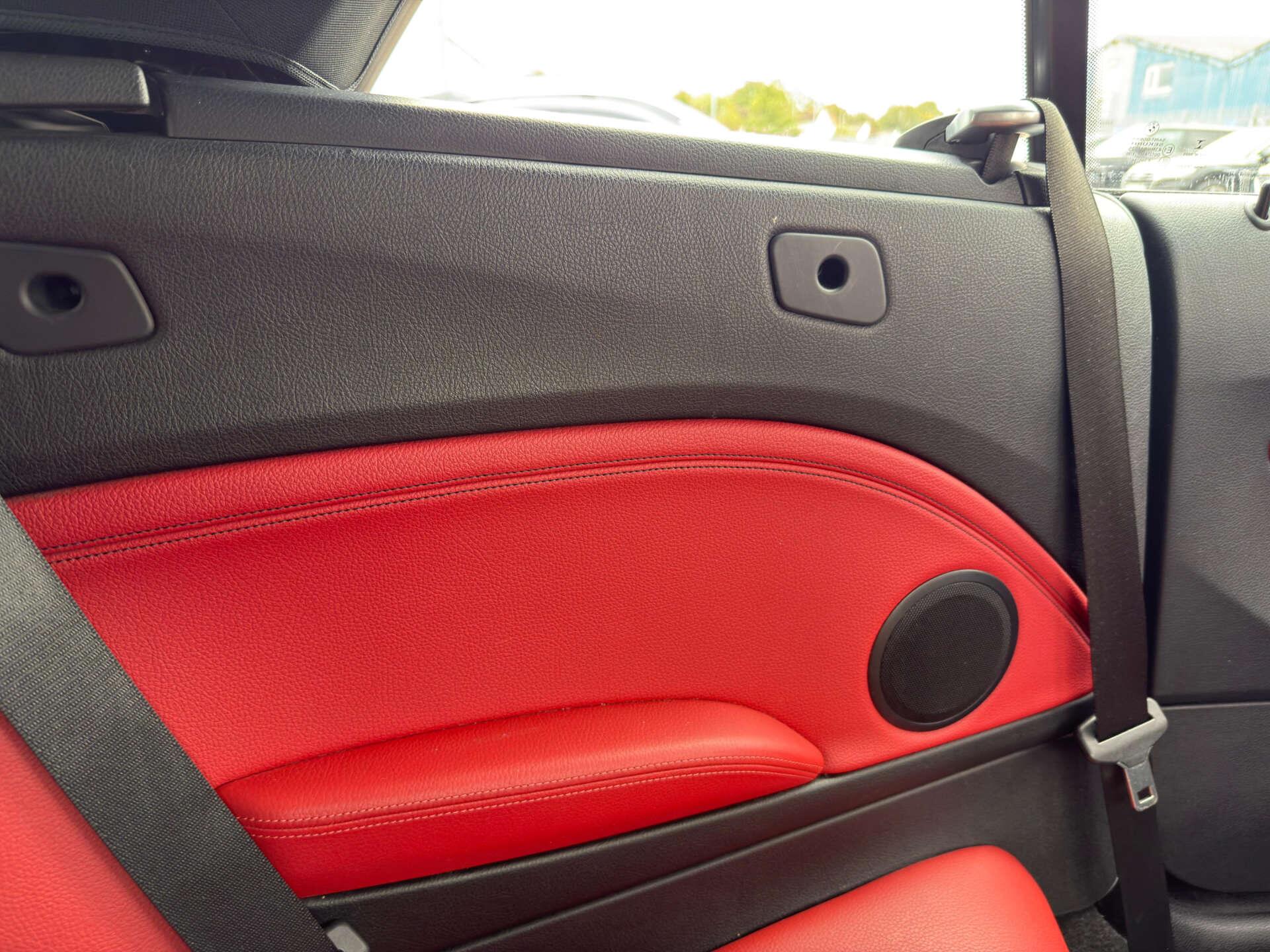 BMW 2 Series view 35