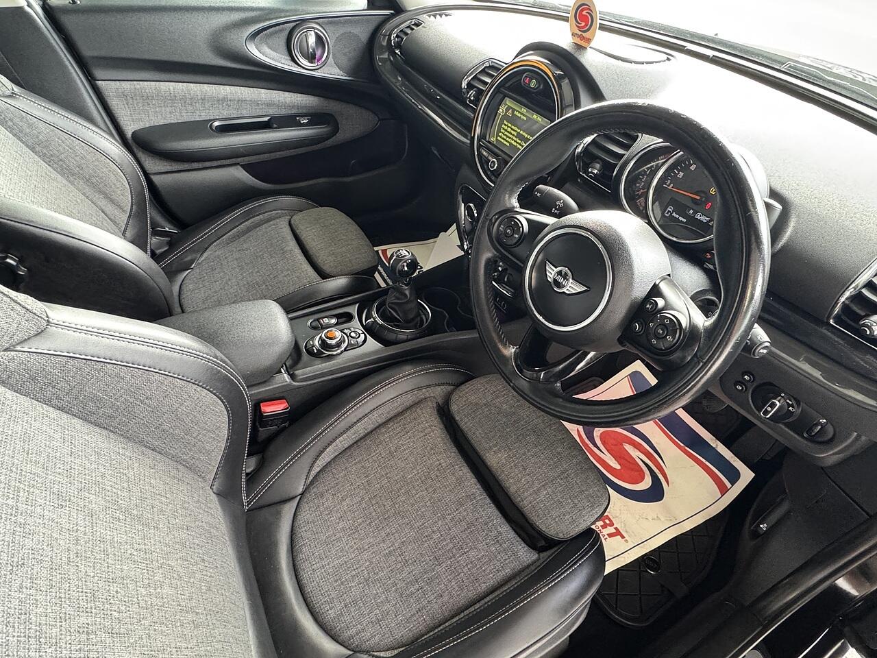 Mini Clubman view 9