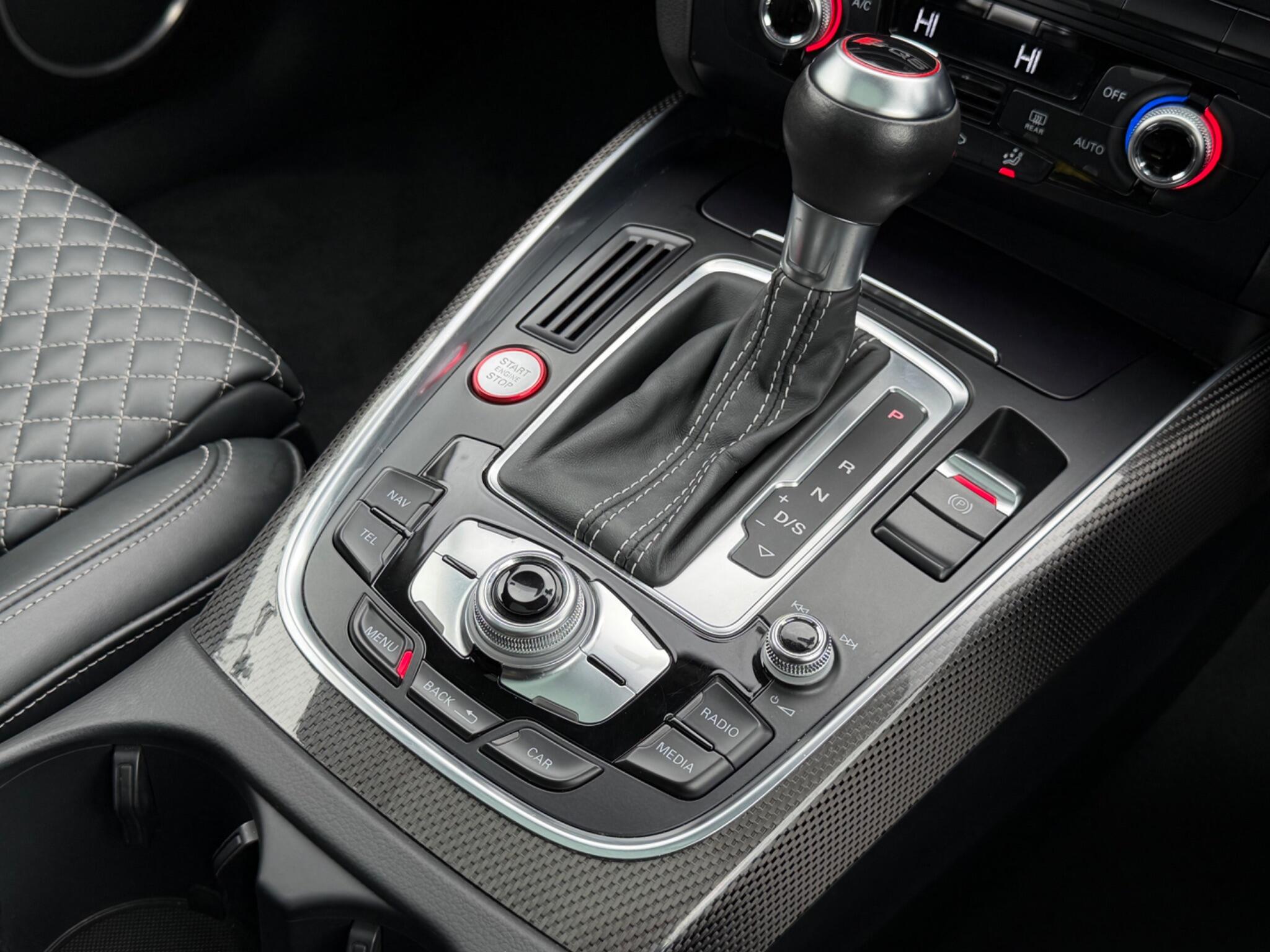 Audi SQ5 view 42