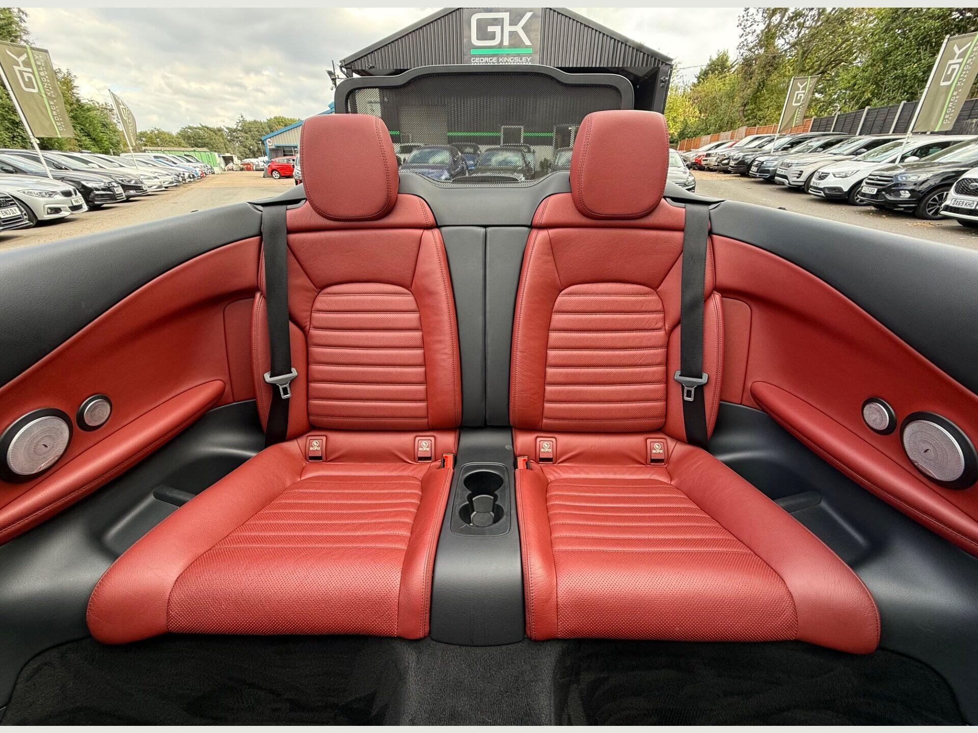 Mercedes-Benz C-Class view 18