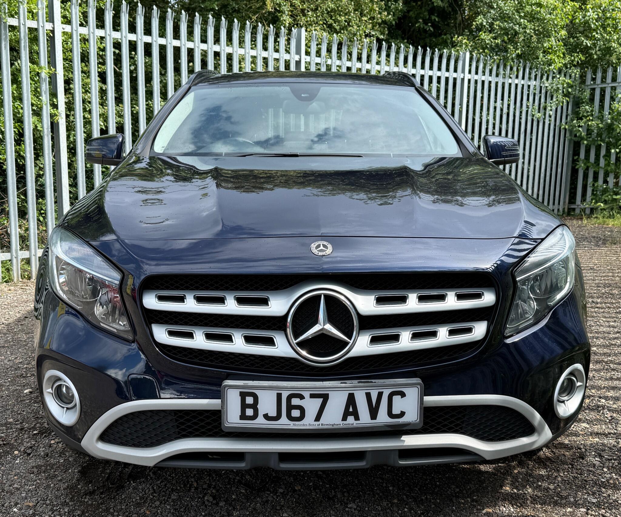 2017 Mercedes-Benz GLA image 8