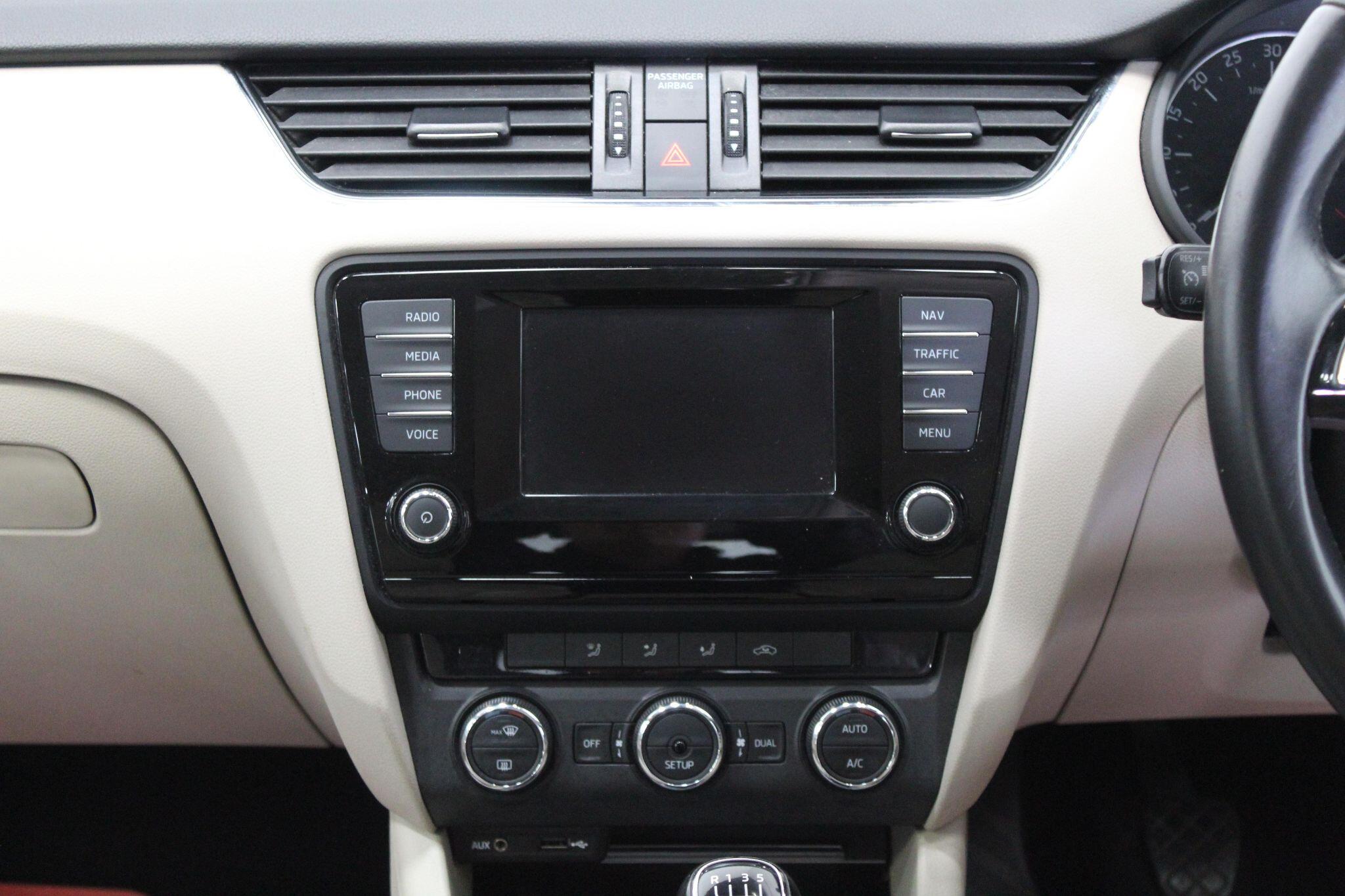 Skoda Octavia view 32