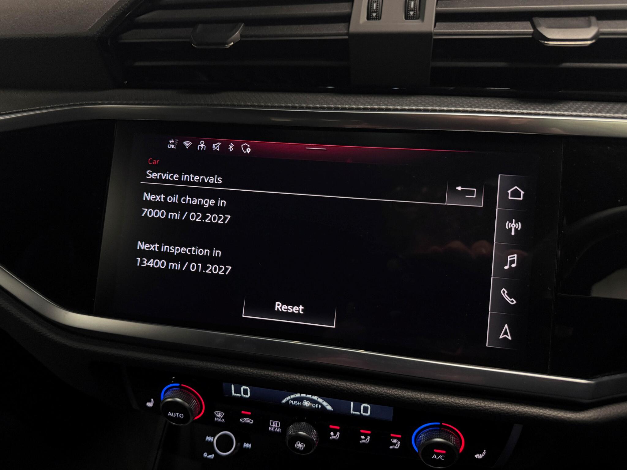 Audi Q3 view 59