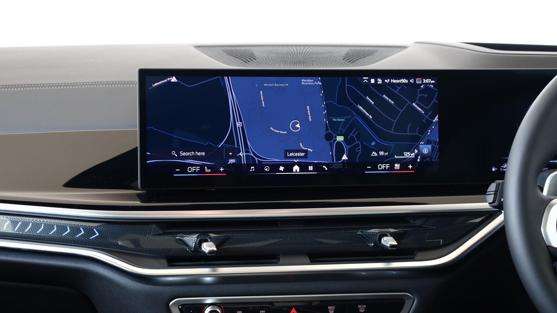 BMW X5 view 8