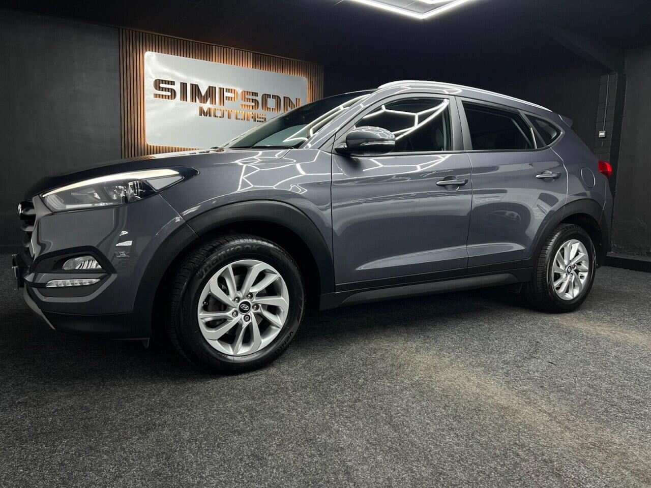 Hyundai Tucson view 3