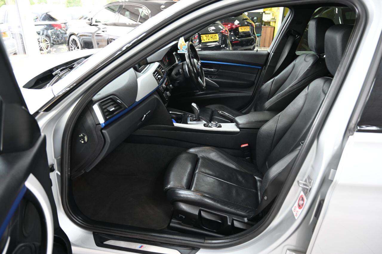 BMW 3 Series view 14