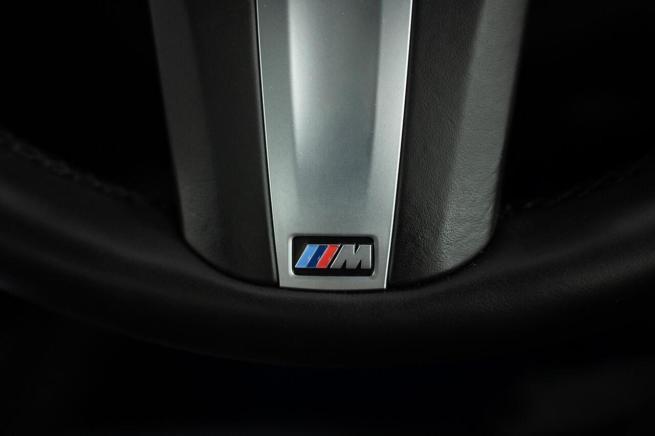 BMW X5 view 17
