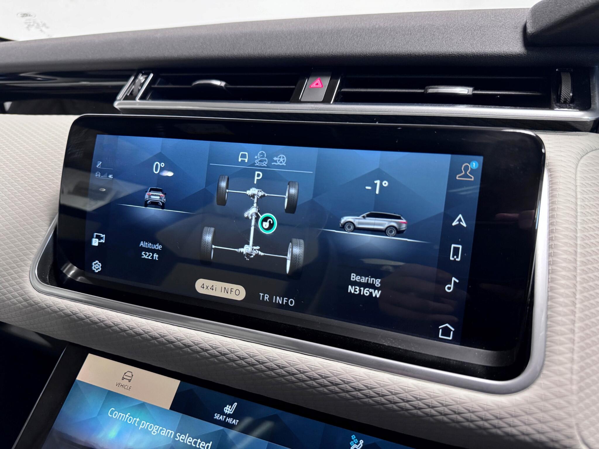 Land Rover Range Rover Velar view 46