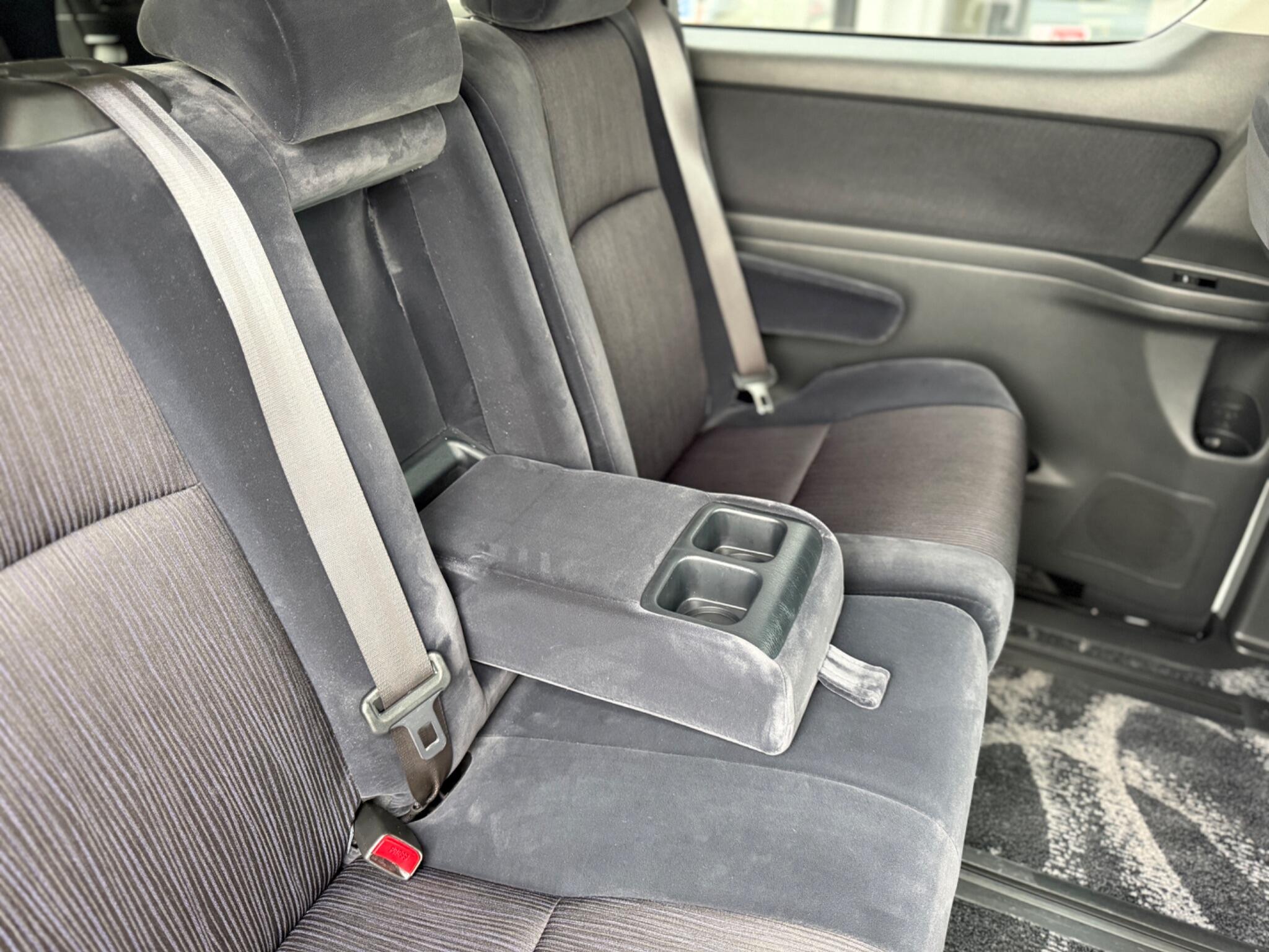 Toyota Vellfire view 63
