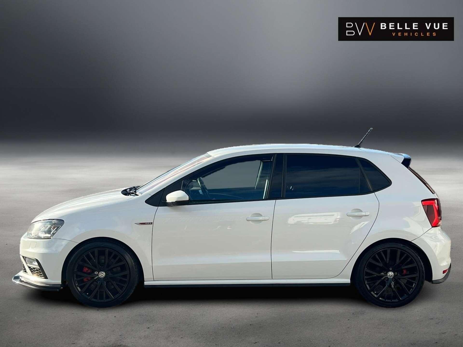 Volkswagen Polo view 5
