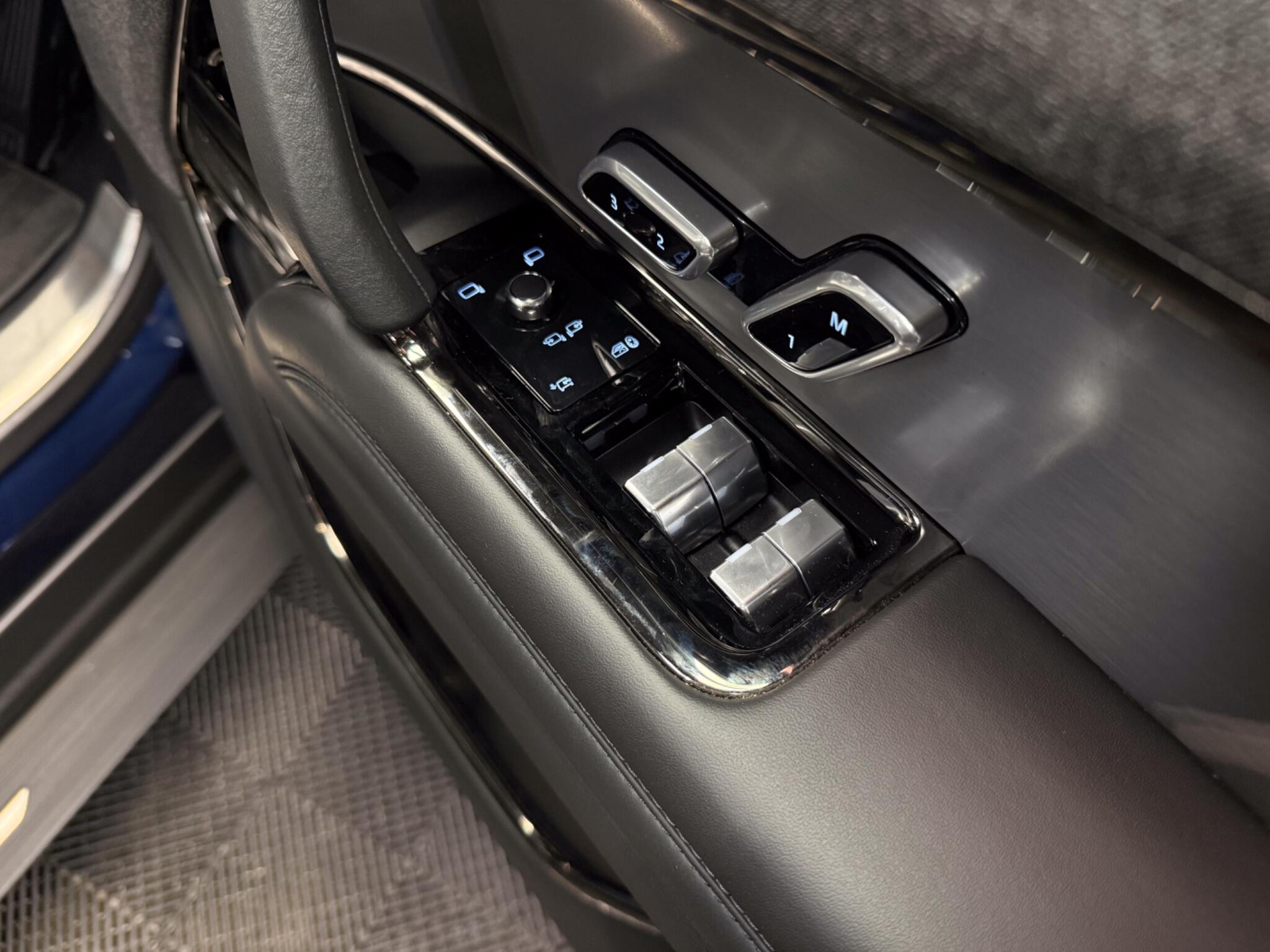 Land Rover Range Rover Sport view 51