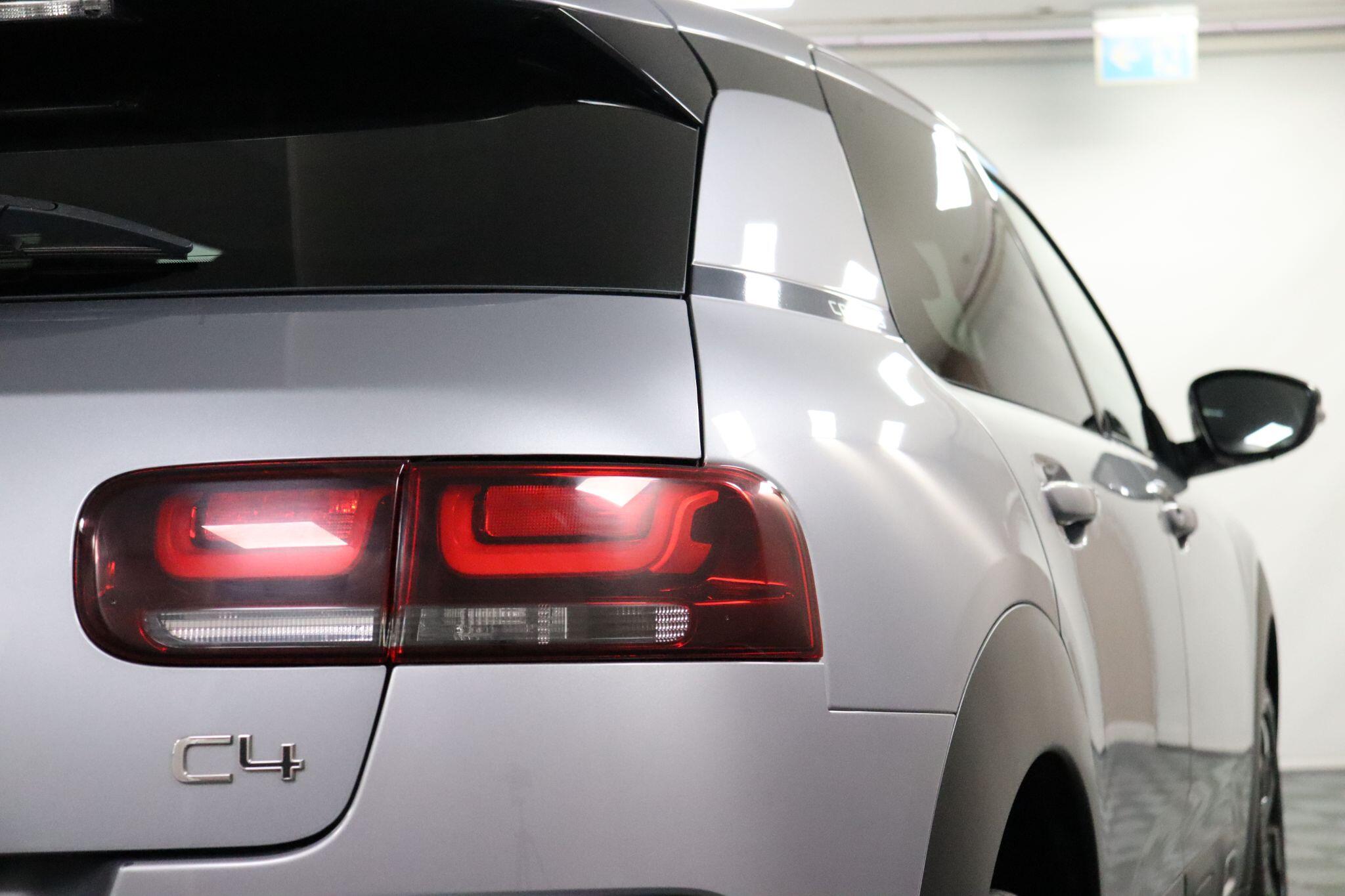 Citroen C4 Cactus view 23