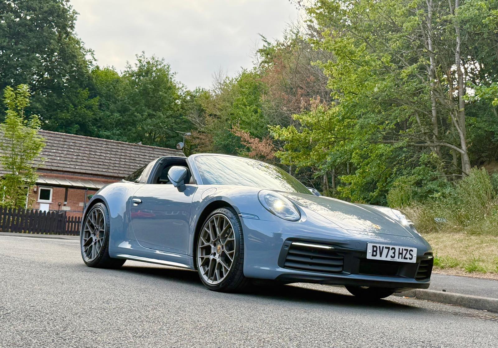 Porsche 911 view 50
