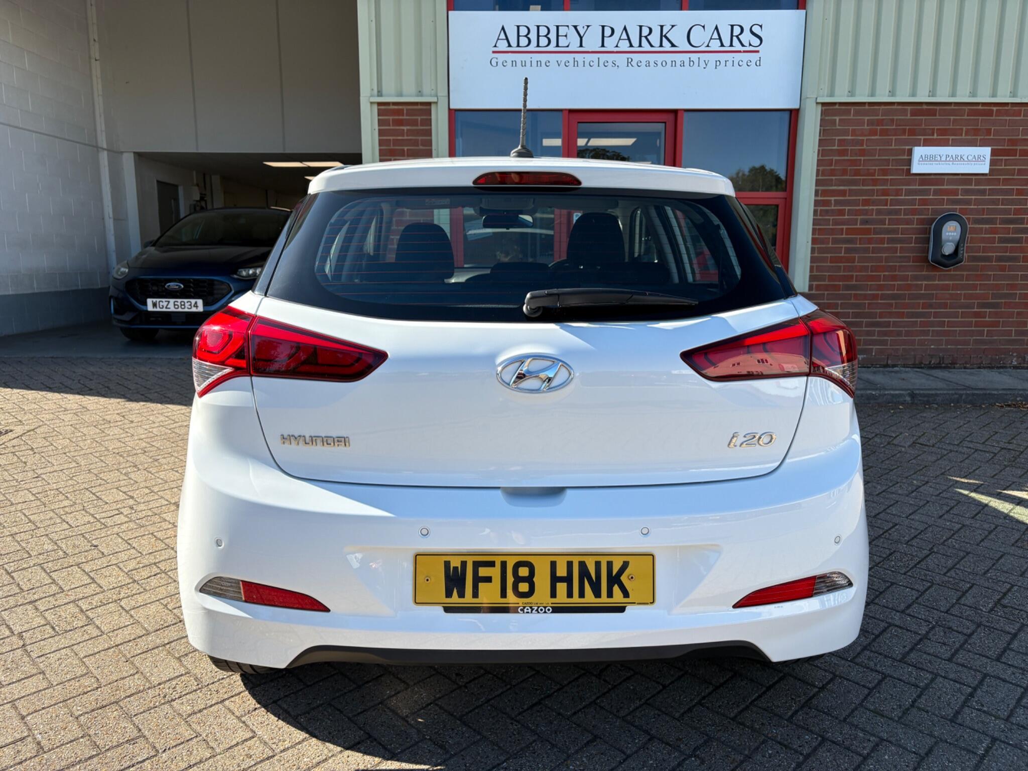 Hyundai i20 view 4