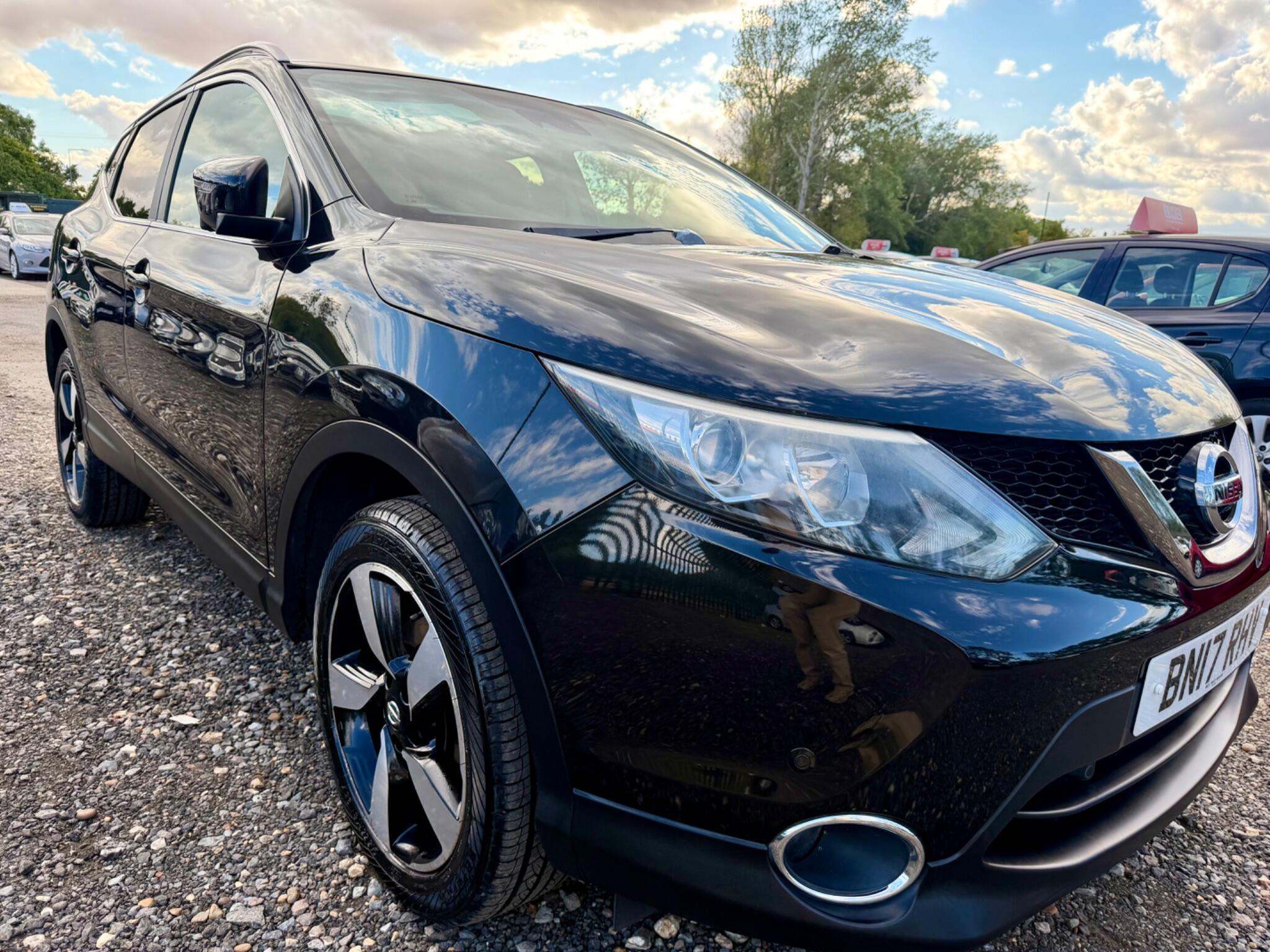 Nissan Qashqai main image