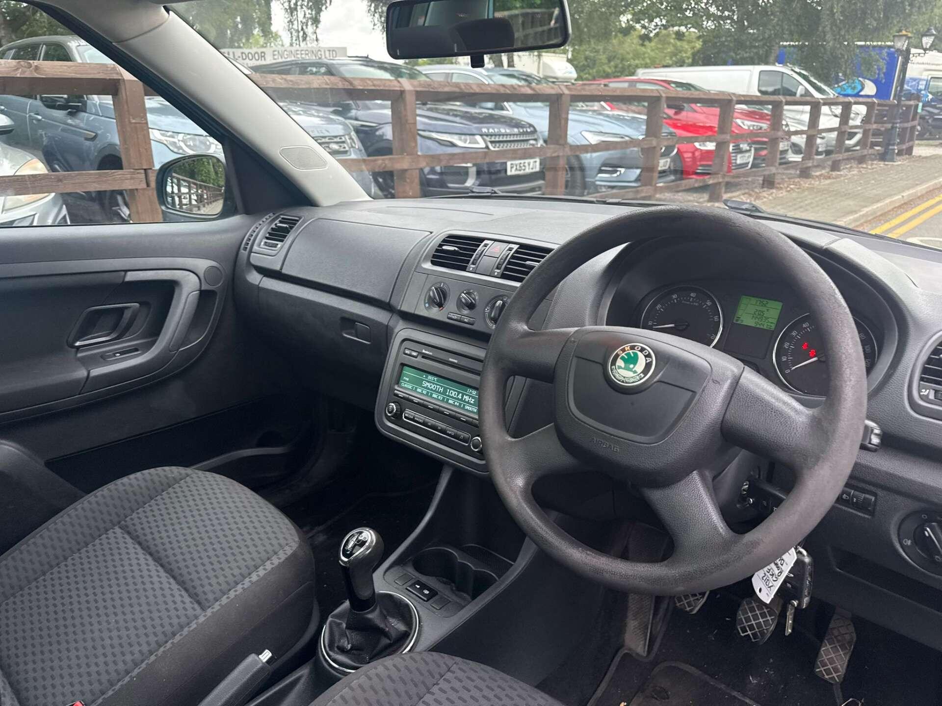 Skoda Roomster view 16