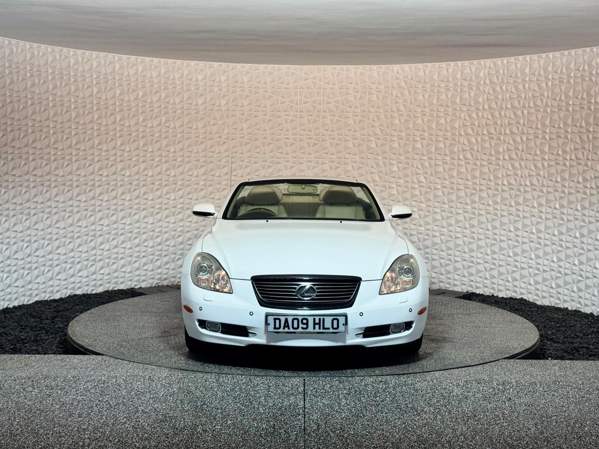 Lexus SC view 4