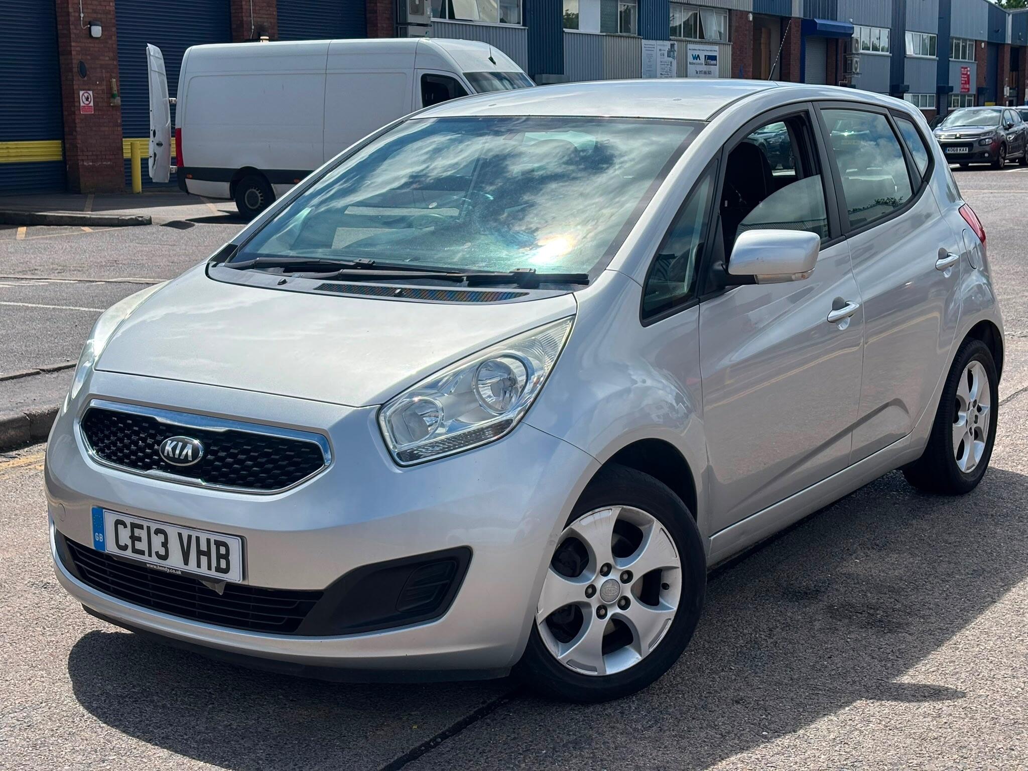 Kia Venga view 7