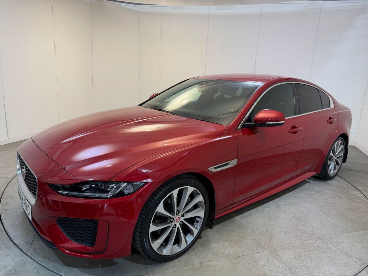 Jaguar Xe view 49
