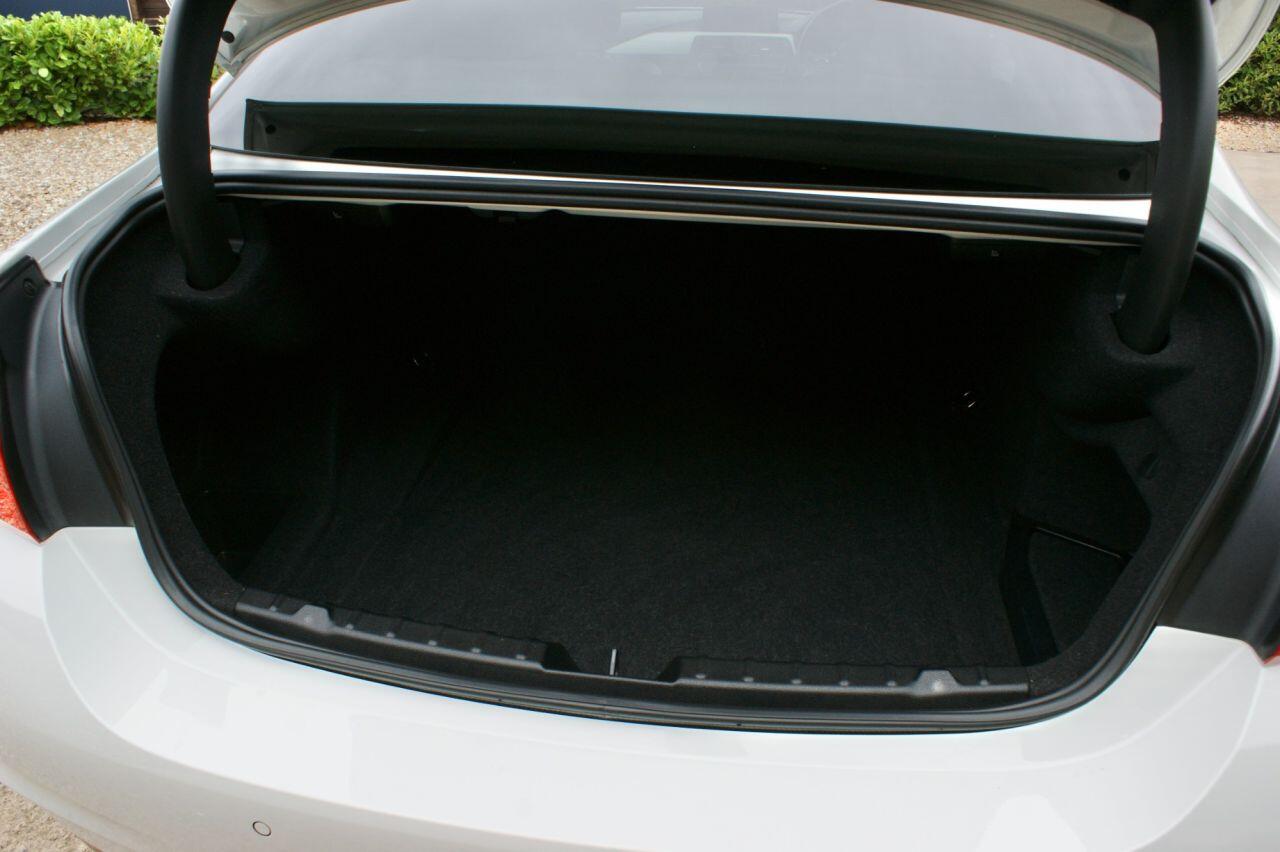 BMW 4 Series view 33