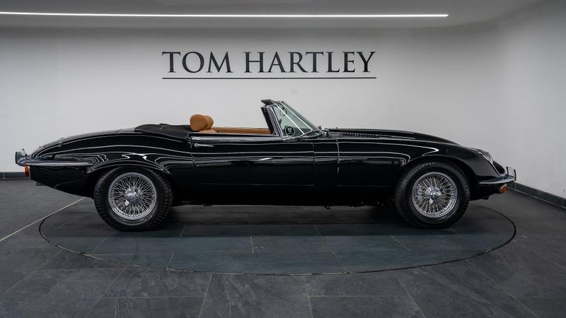 Jaguar E-Type view 8