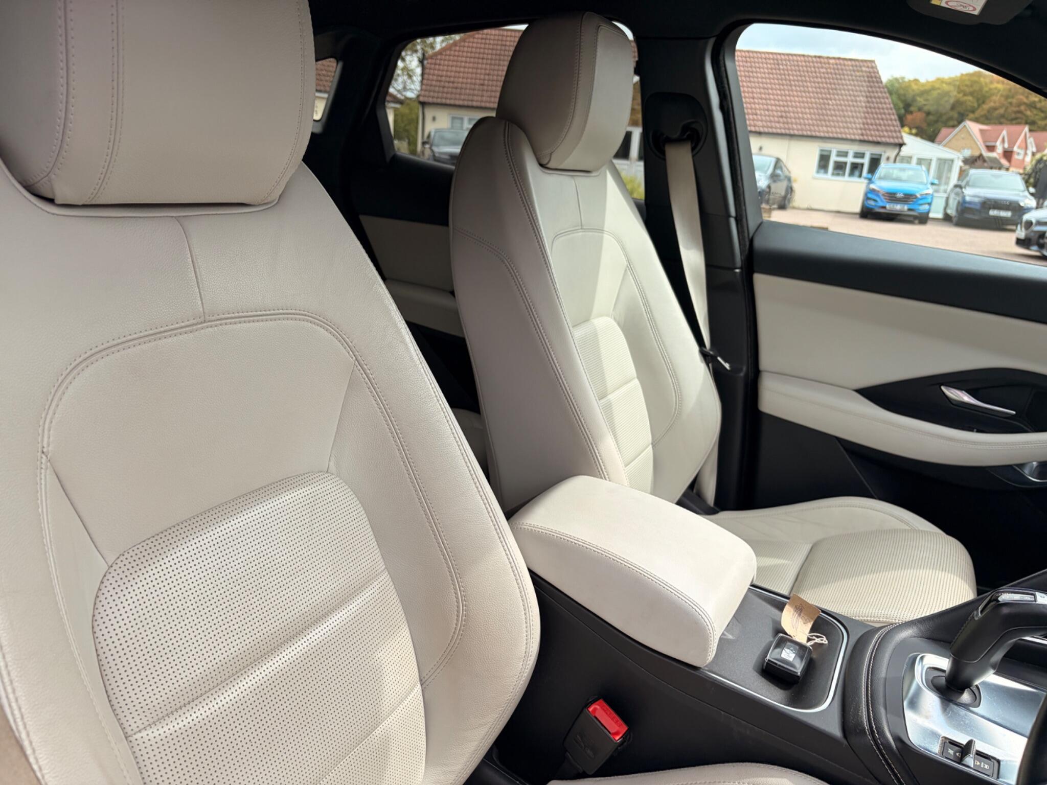 Jaguar E-Pace view 18