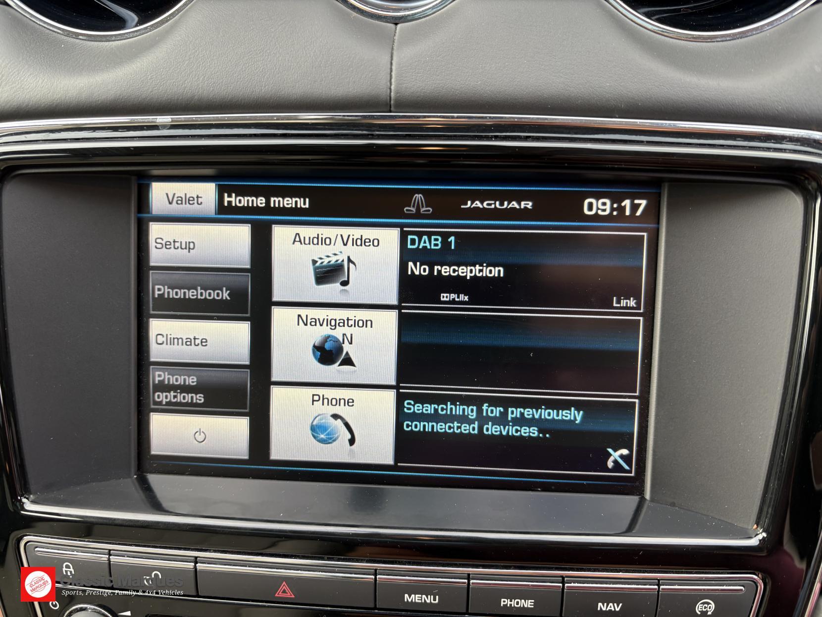Jaguar XJ view 42