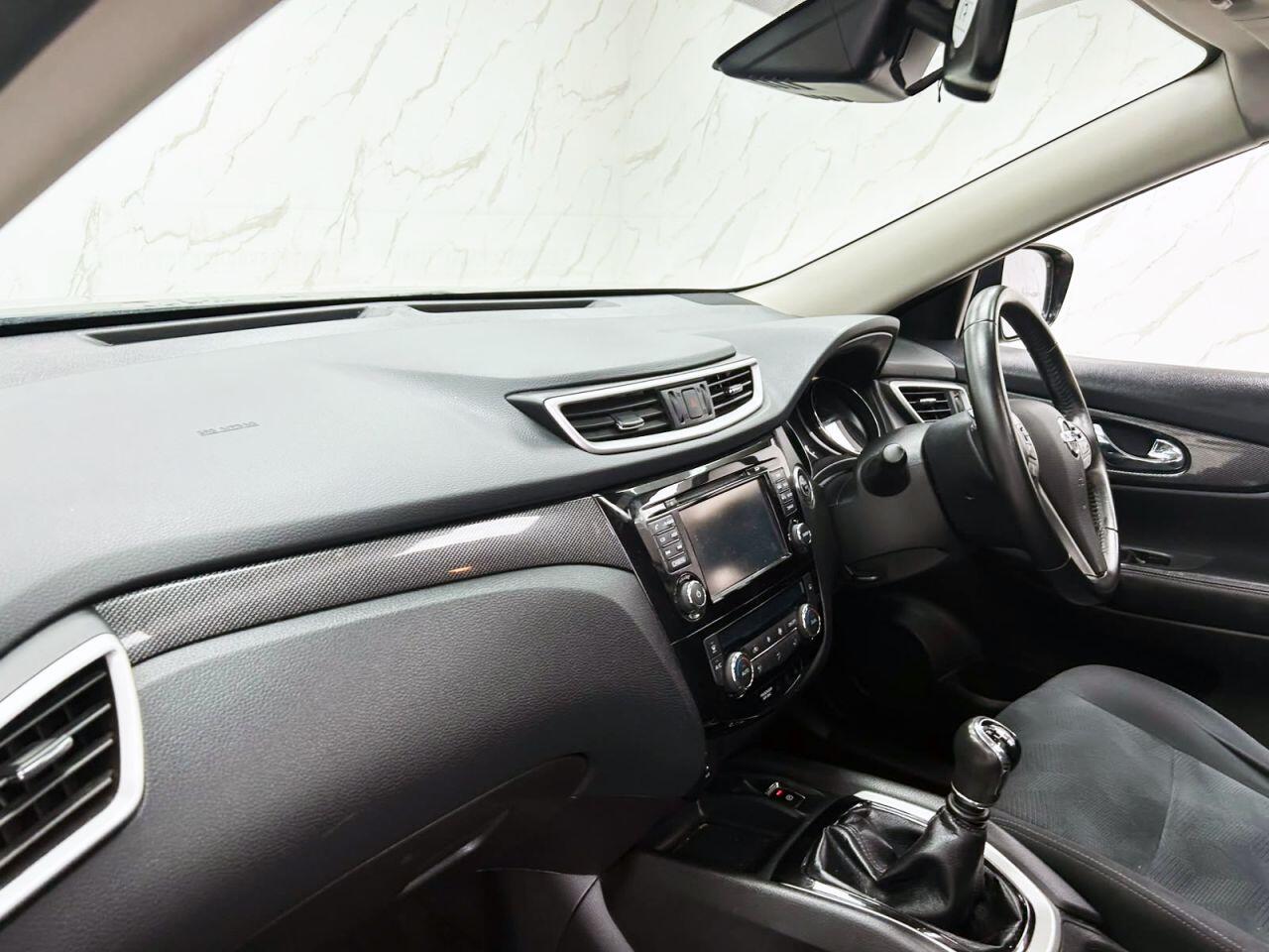 Nissan X-Trail view 15