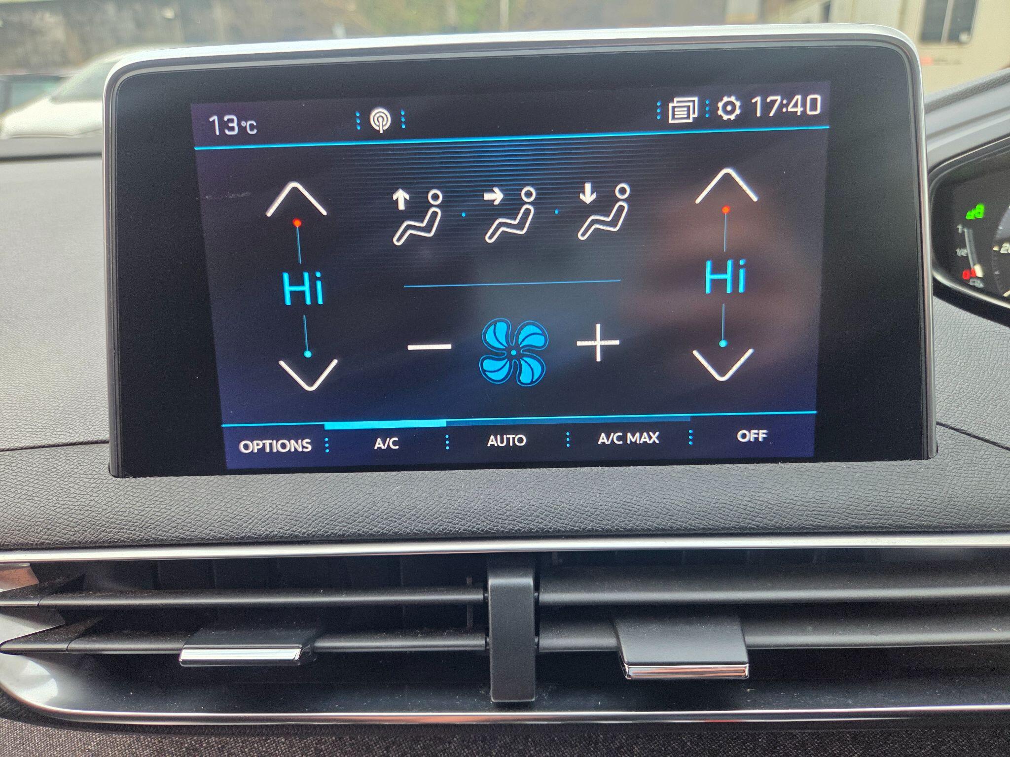 Peugeot 5008 view 20