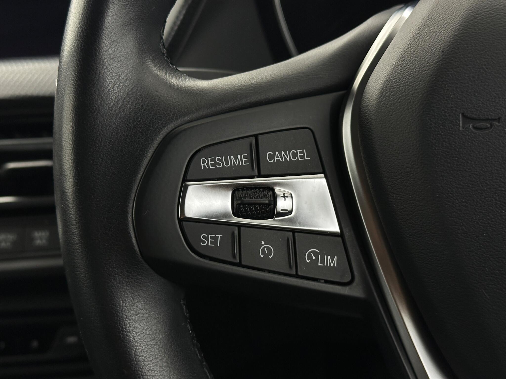 BMW 1 Series view 15