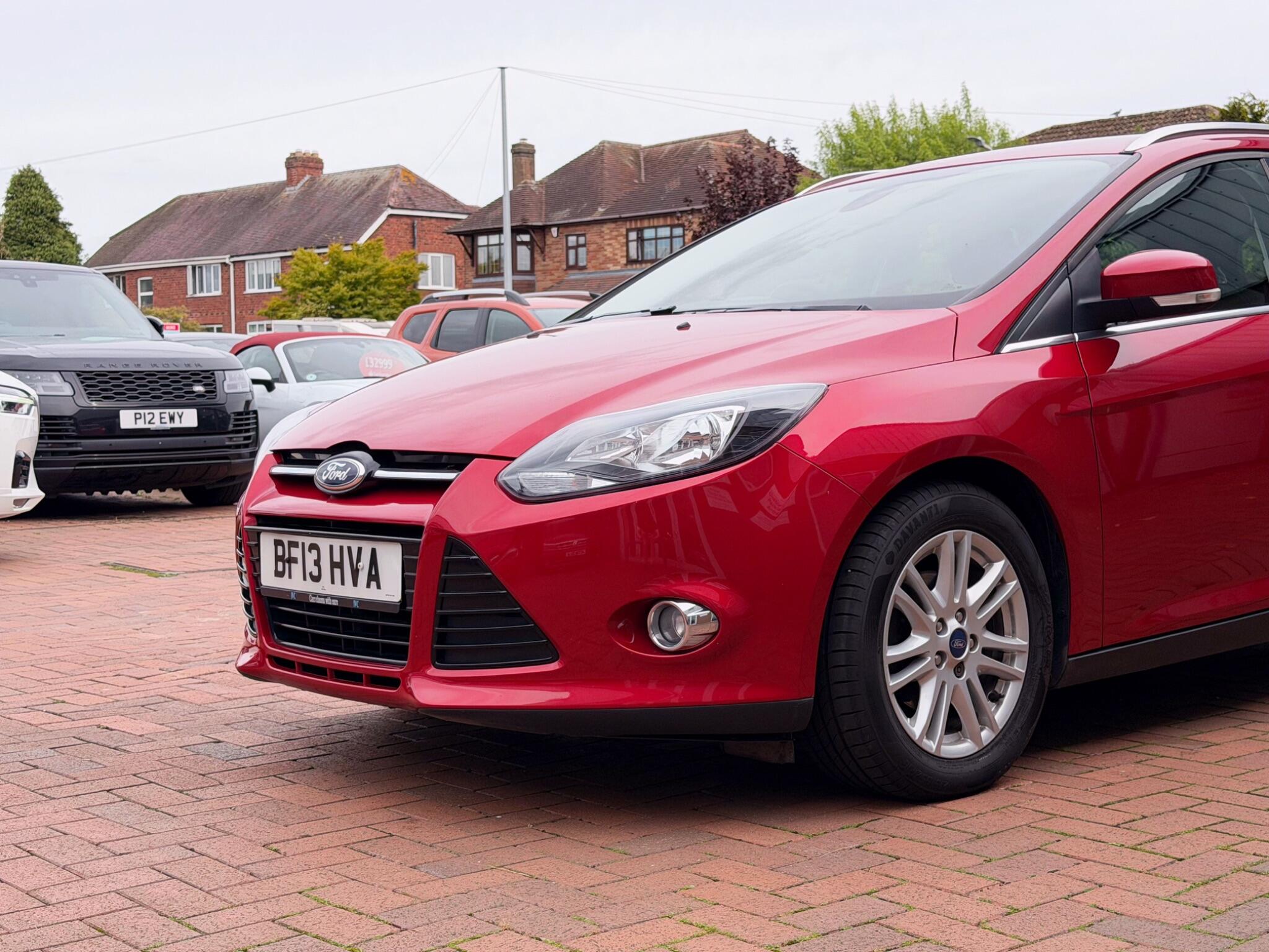 Ford Focus view 43