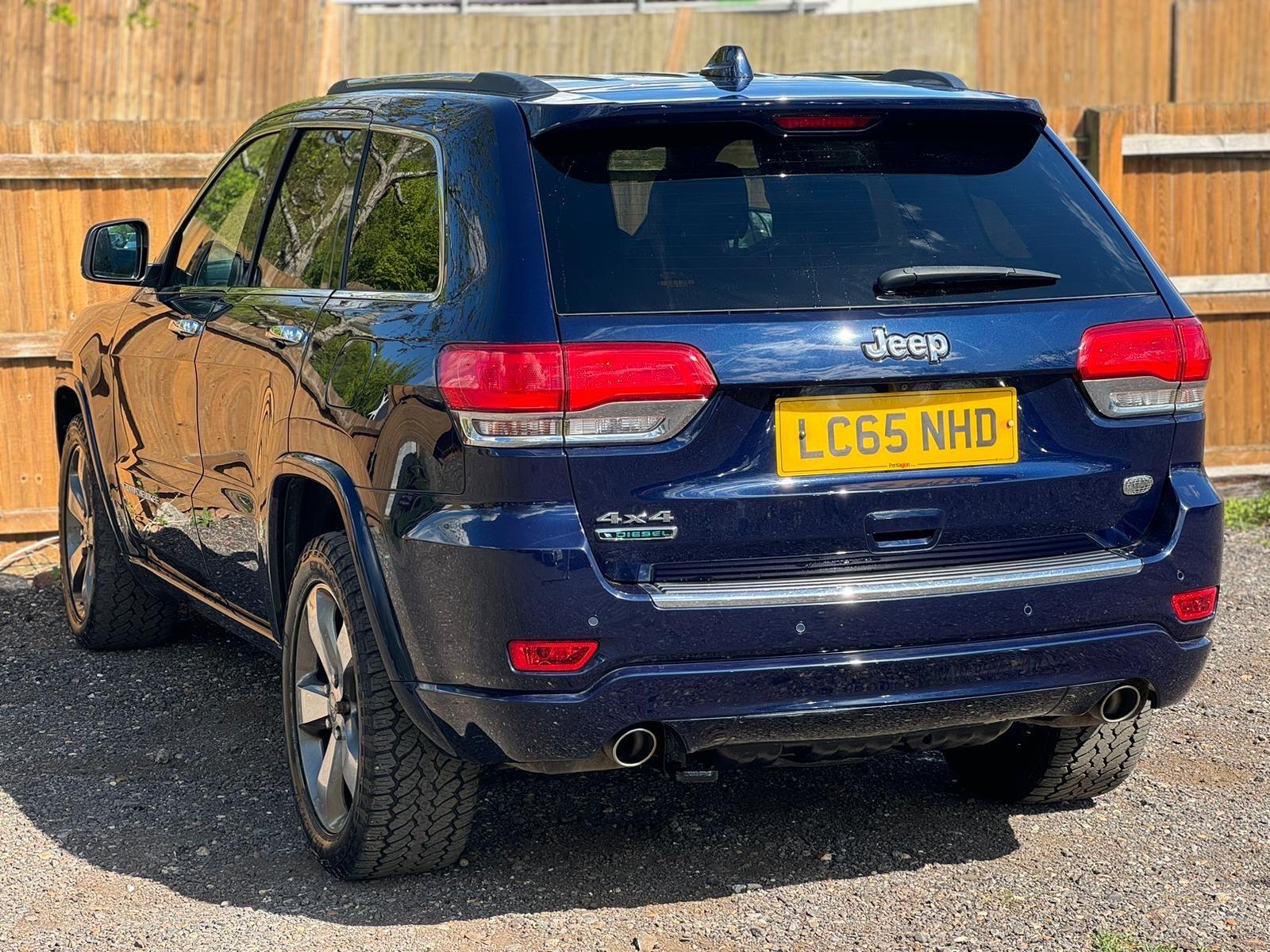 Jeep Grand Cherokee view 7