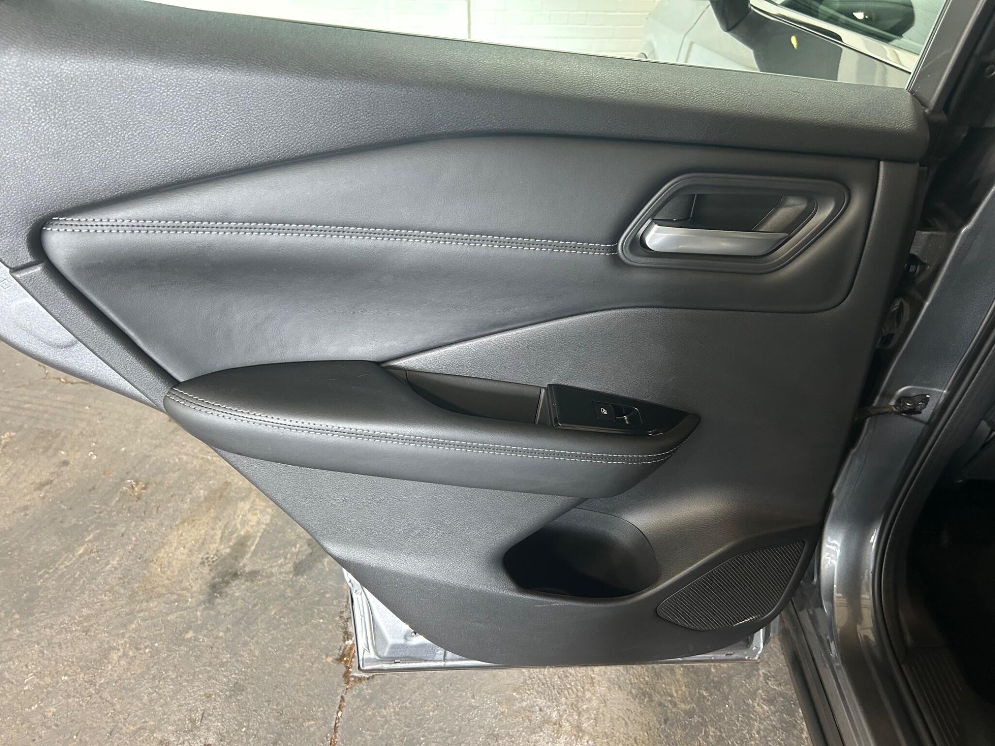 2021 Nissan Qashqai 1.3 DIG-T MHEV Acenta Premium Euro 6 (s/s) 5dr • 21,764 miles image 25