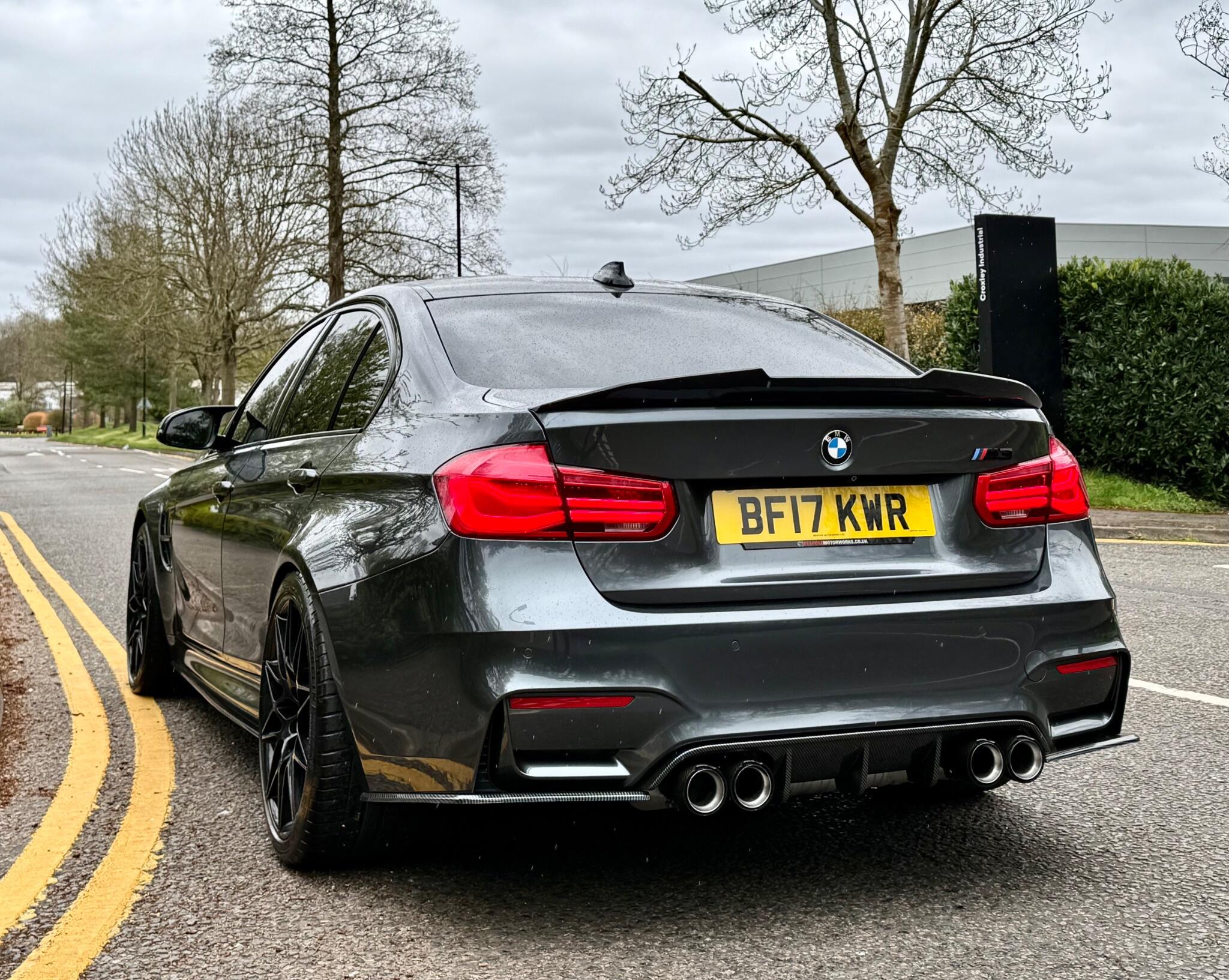 BMW M3 view 7