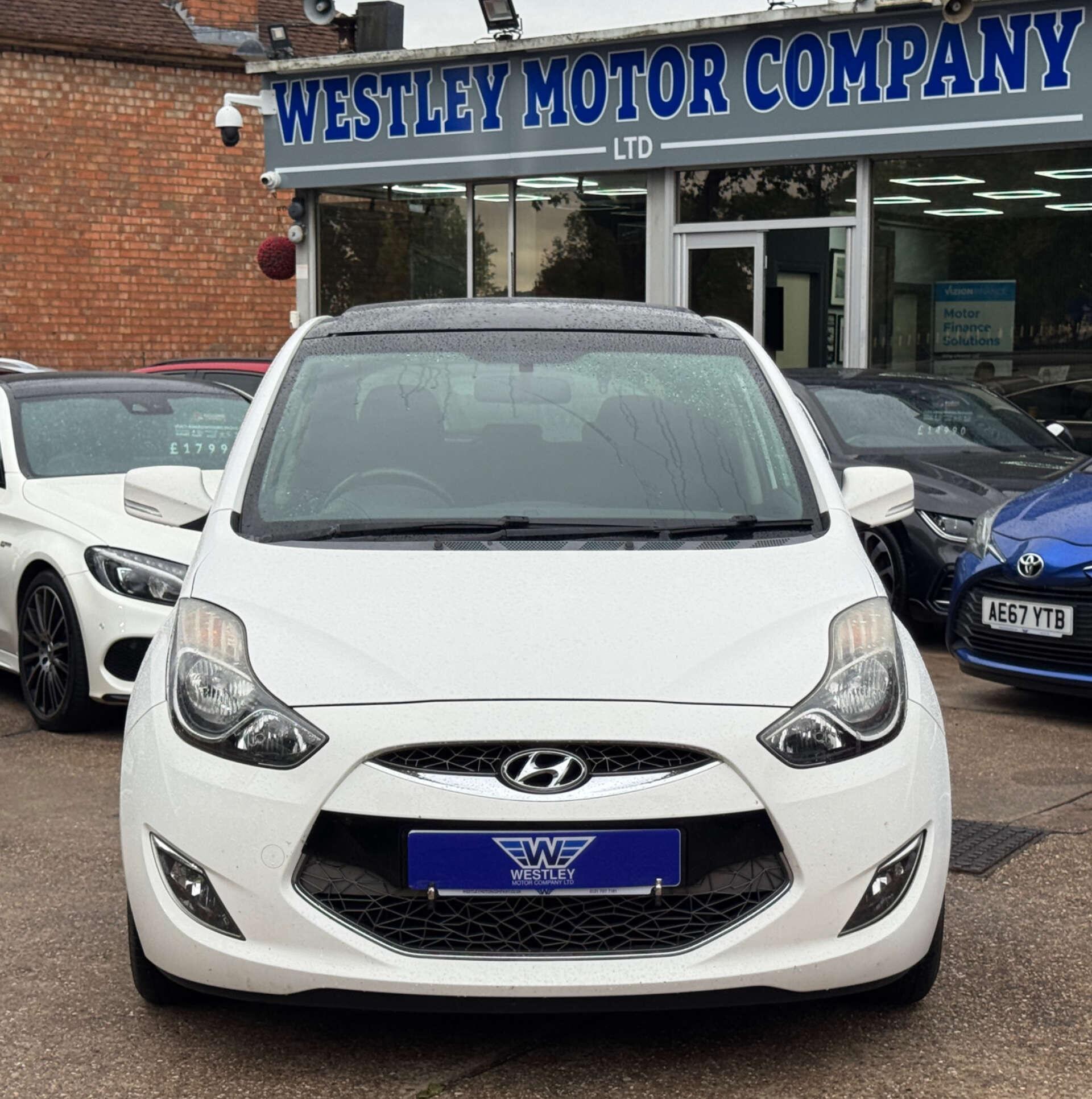 Hyundai Ix20 view 3