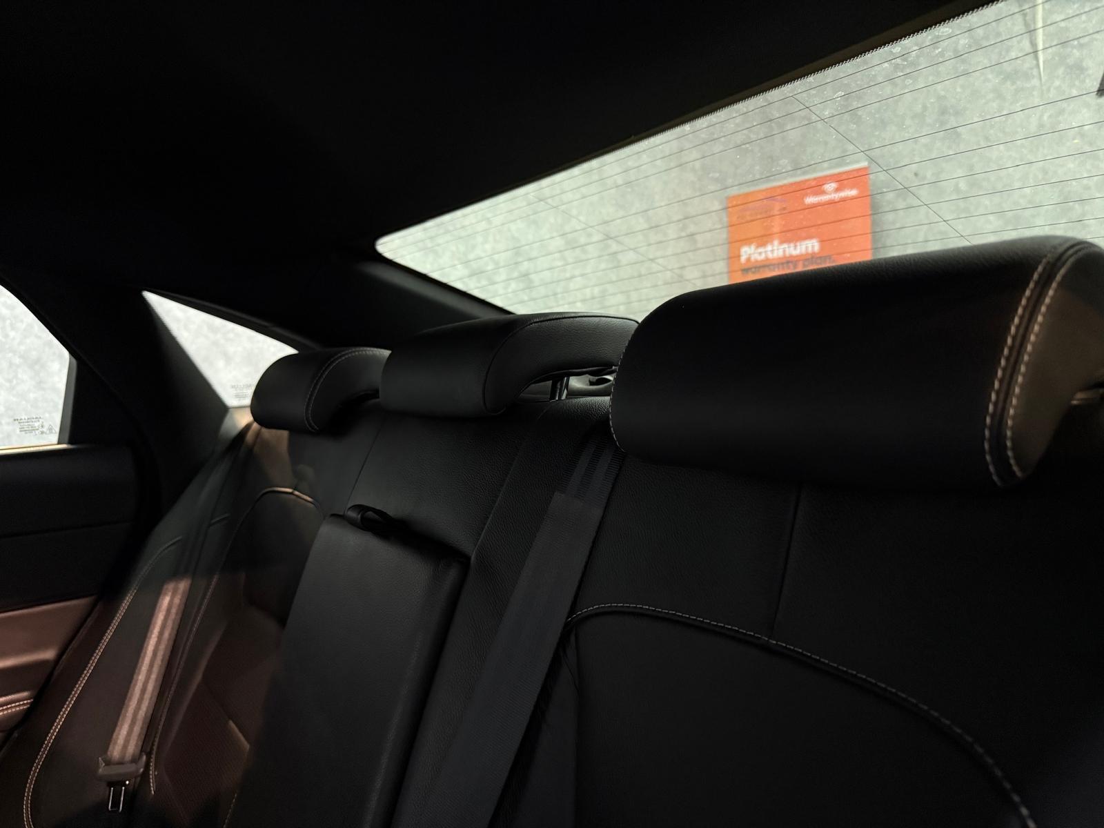 Jaguar XF view 11