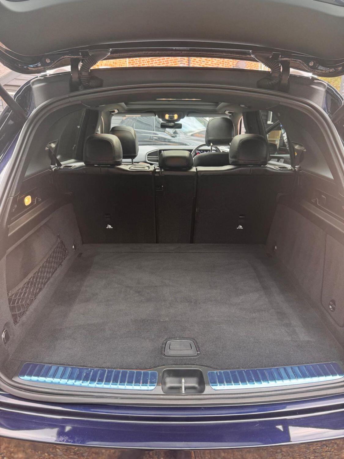 Mercedes-Benz Gle view 21