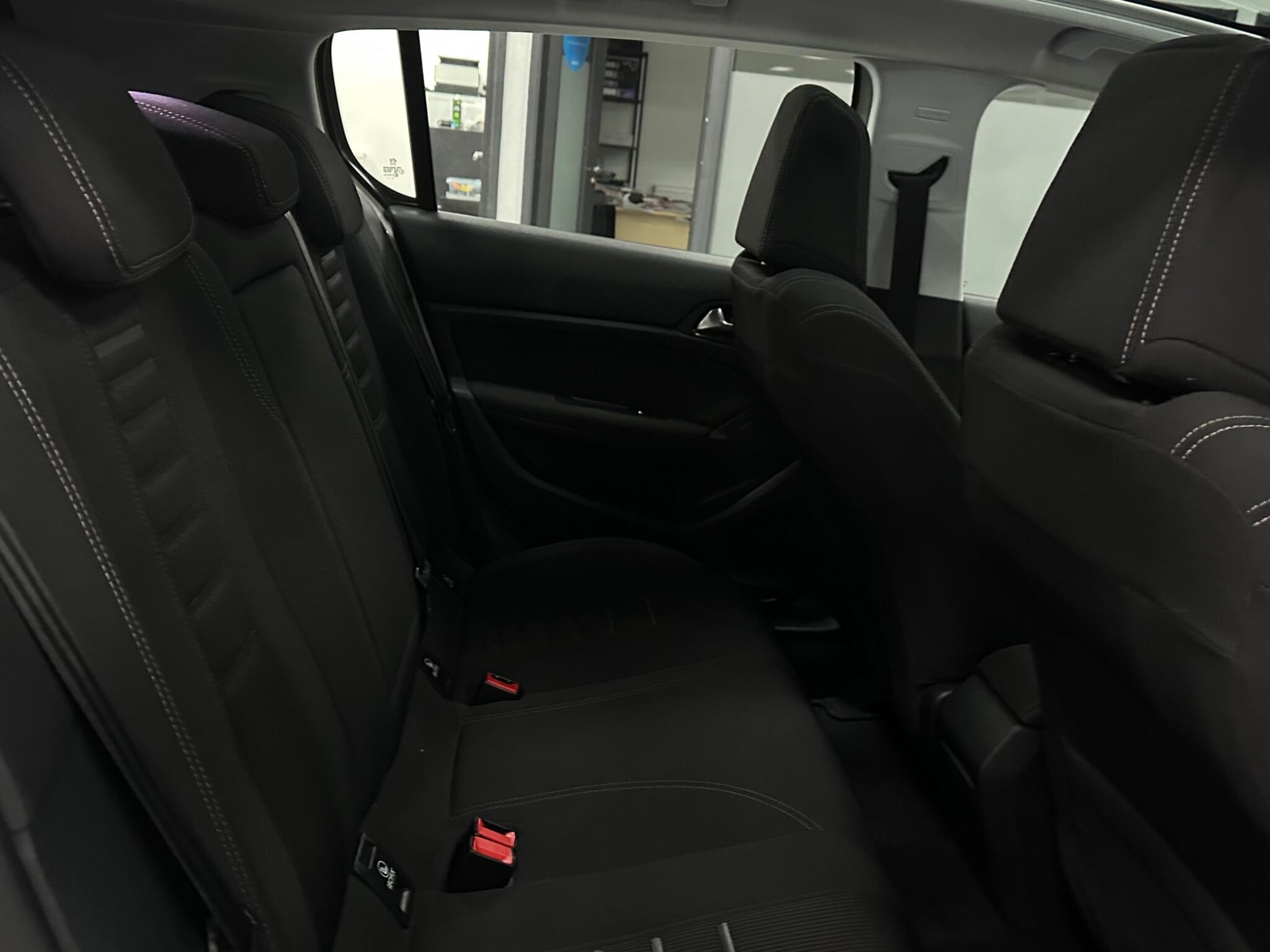 Peugeot 308 view 29