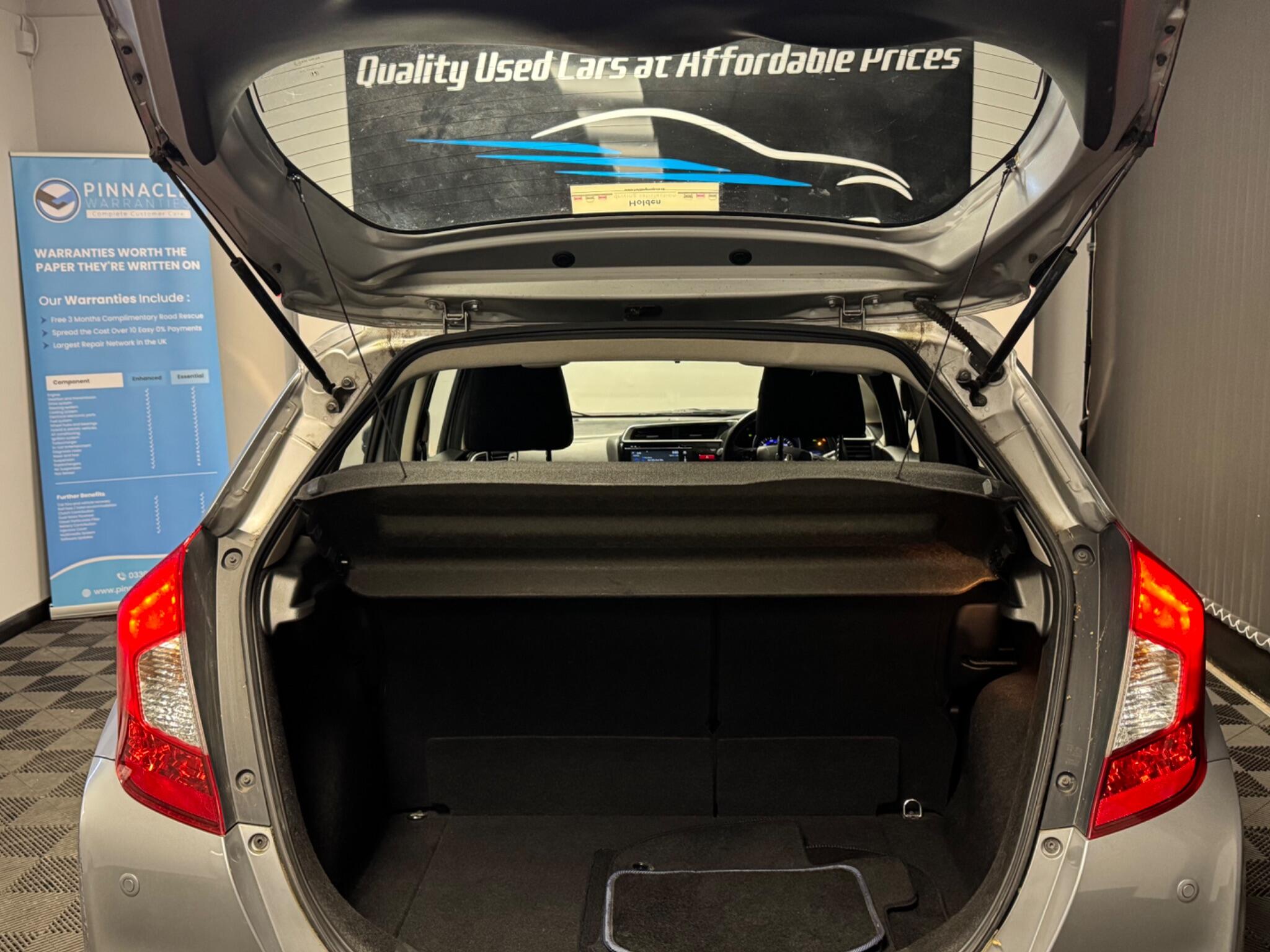 2017 Honda Jazz 1.3 i-VTEC SE CVT Euro 6 (s/s) 5dr • 52,600 miles image 17