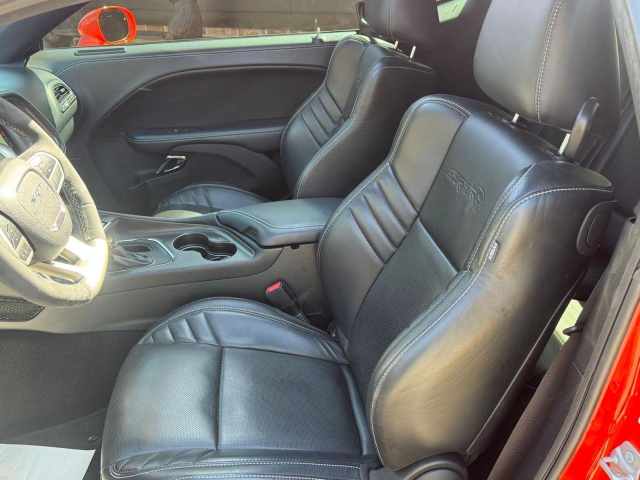 Dodge Challenger view 12