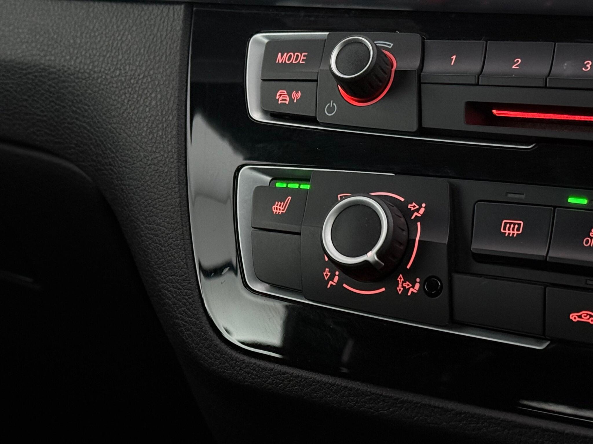 BMW 2 Series view 23