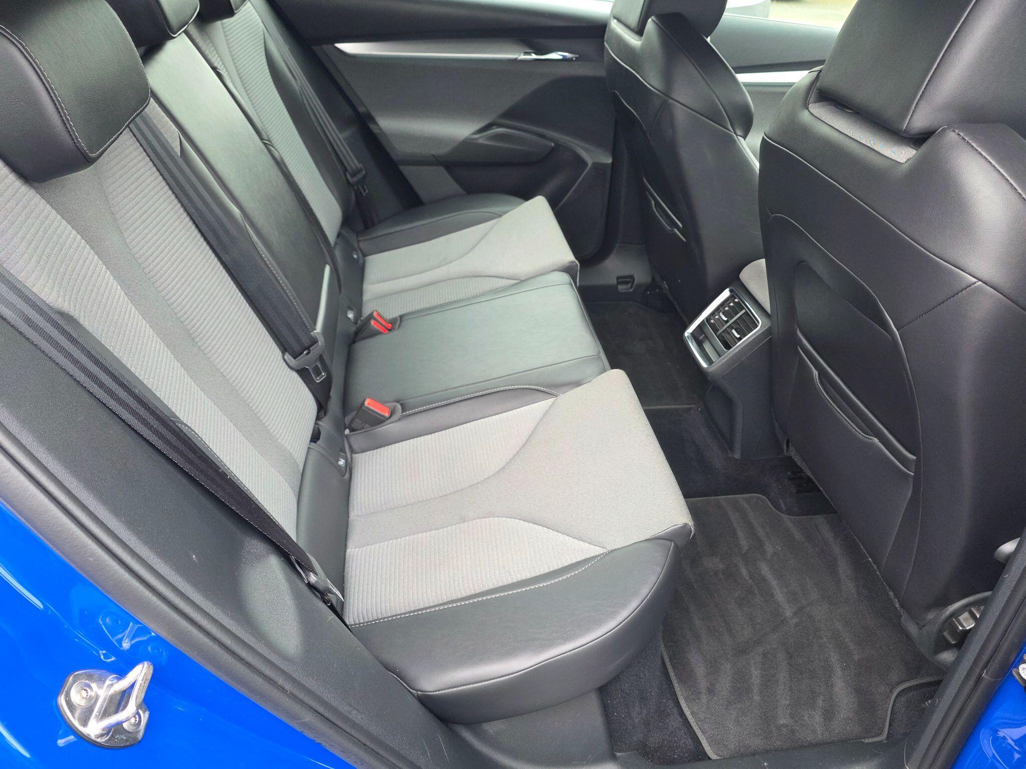 Skoda Enyaq view 11
