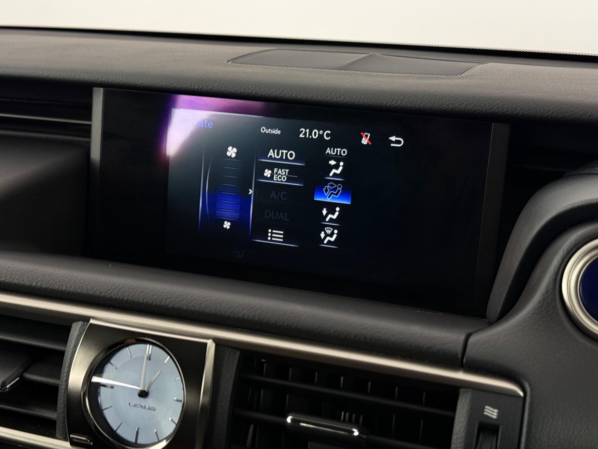 Lexus Is view 28