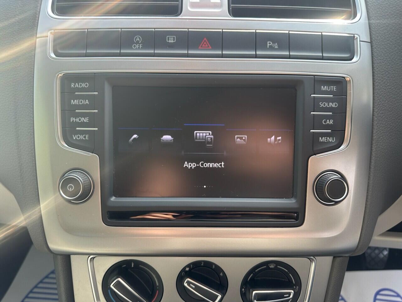 Volkswagen Polo view 35