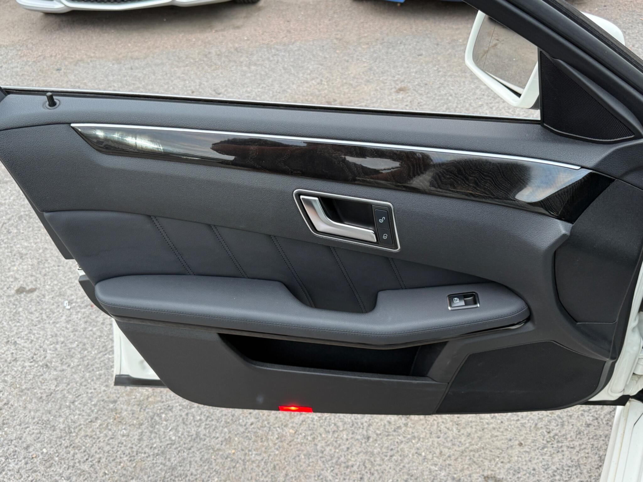 Mercedes-Benz E Class - Image 43