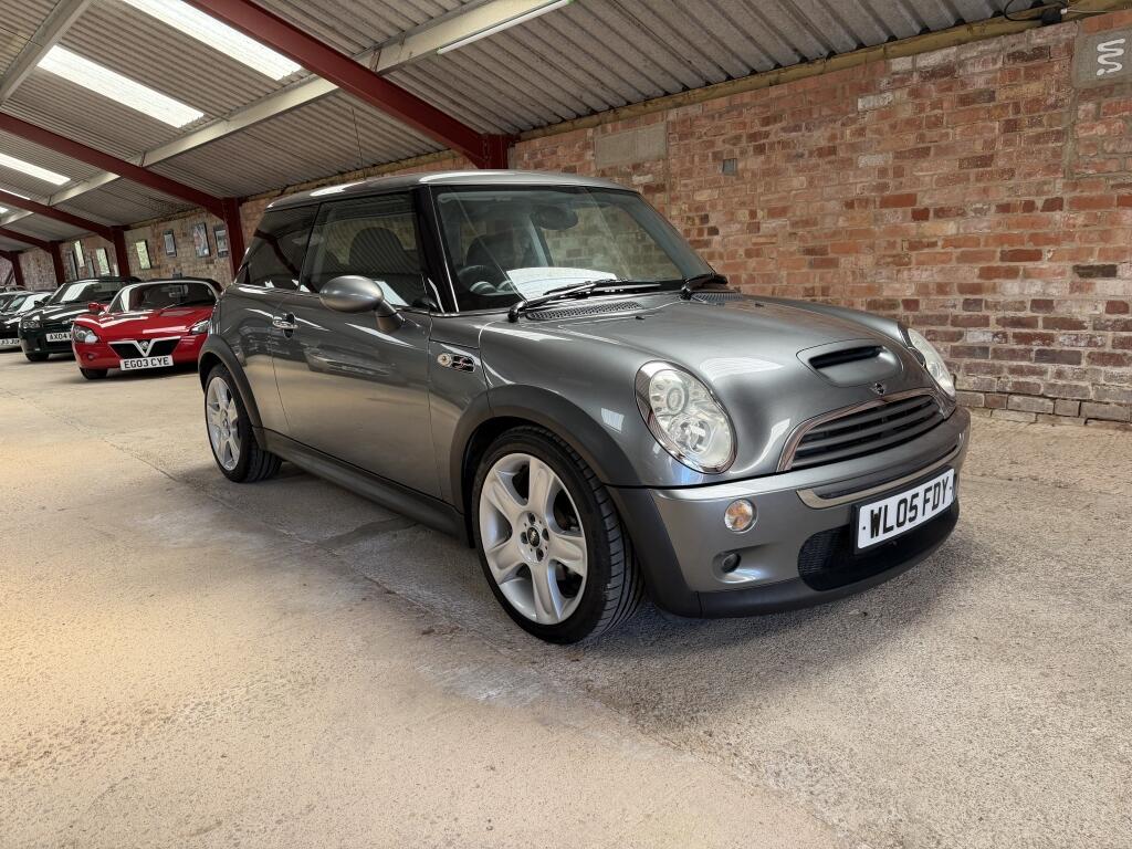2005 Mini Hatch in Grey for sale