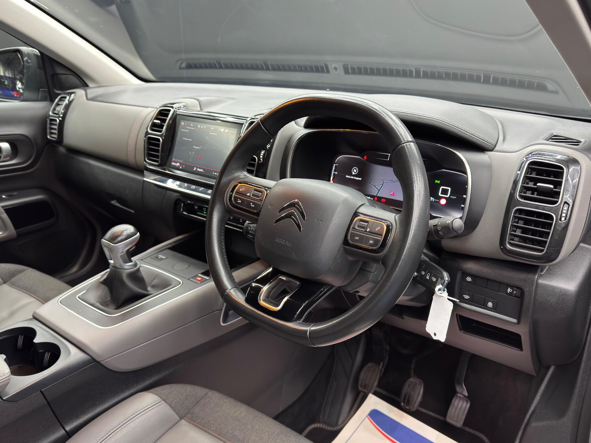 Citroen C5 Aircross view 9