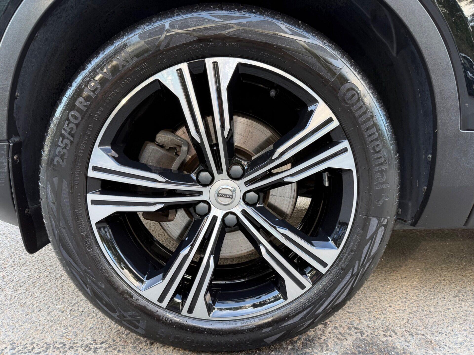 Volvo XC40 view 58